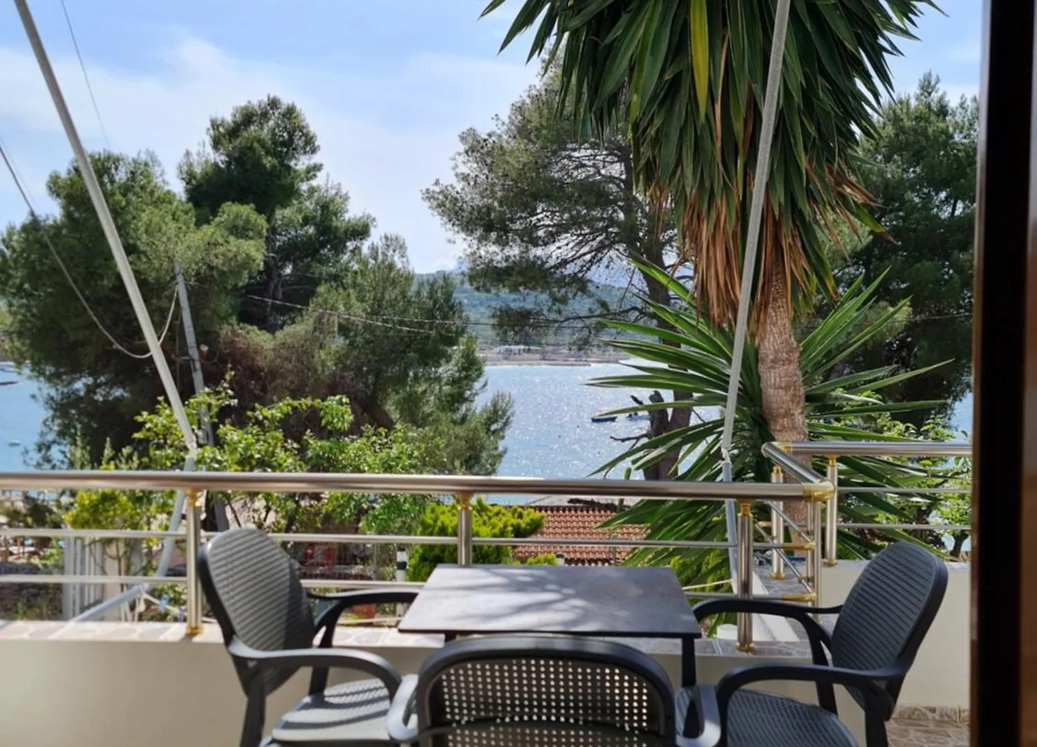 Villa Gezimi Ksamil