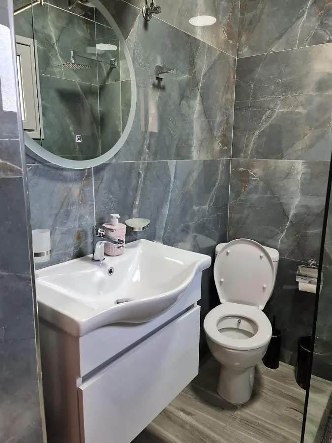 Villa Gezimi Ksamil Apartamento