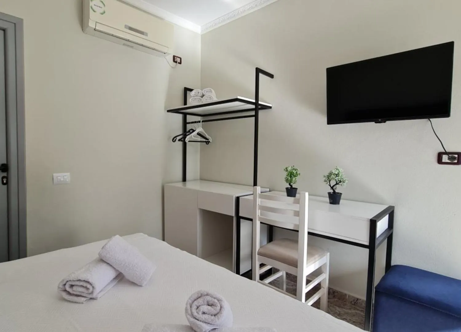 Villa Gezimi Ksamil 0*,  Albania